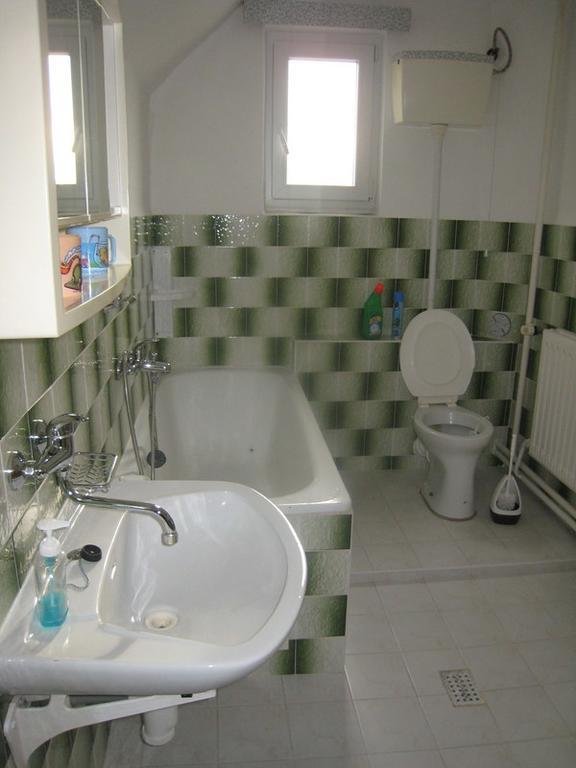 Apartman Eva Crhov Экстерьер фото